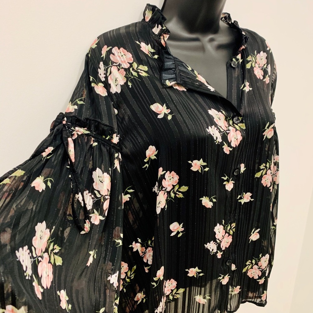 Black floral print loose blouse